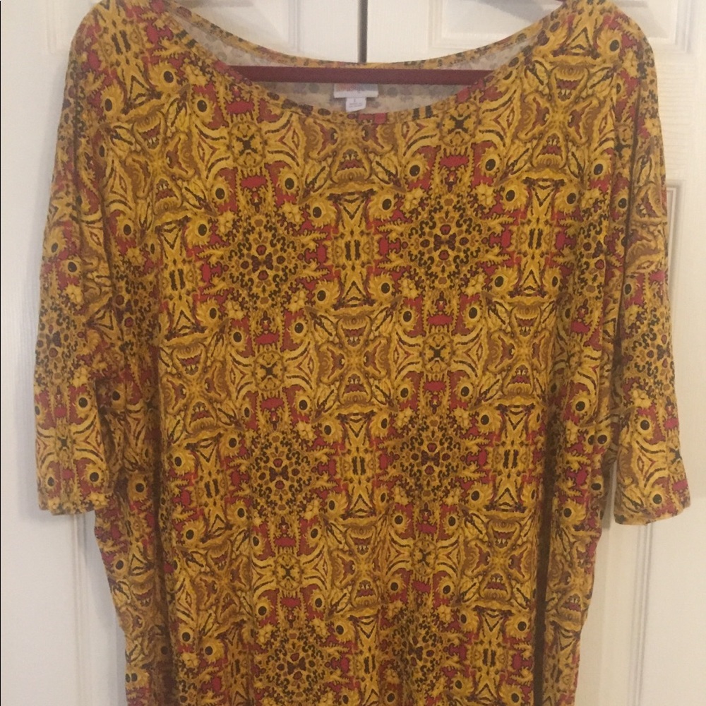 Large LuLaRoe Irma